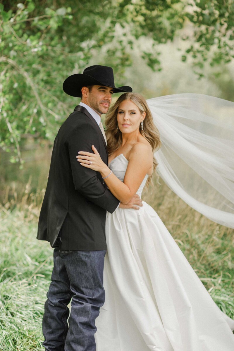 Elegant wedding portrait of a bride and groom outdoors in Utah.