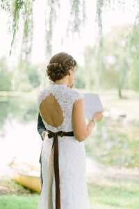 Bride and Groom under willow tree