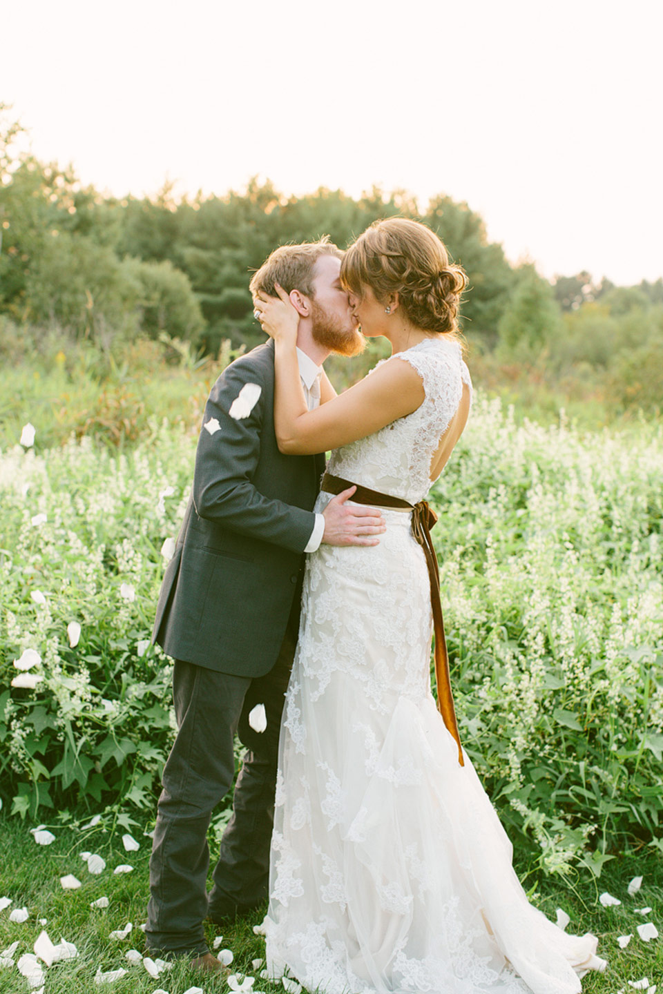 Willow Pond Barn Wedding Waupaca Wisconsin Wedding Photos