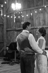Barn Wedding Band in Wisconsin Photo