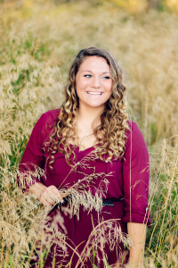 Senior Field Photo Stevens Point Senior Photographer
