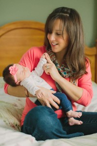 in home family lifestyle newborn photos
