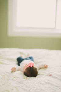 in home family lifestyle newborn photos