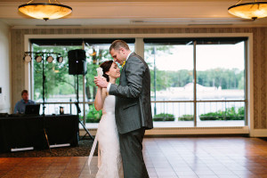 Bride and Groom wedding photos by Mississippi River Lacrosse WI
