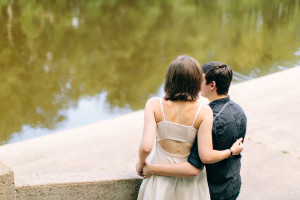 Cherokee Park Engagement Photos Colby WI by river