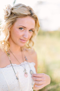 Rustic Wisconsin Bride Inspiraiton