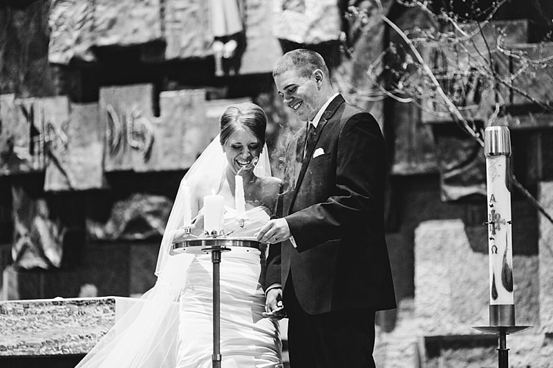 catholic wisconsin wedding photo candle unity
