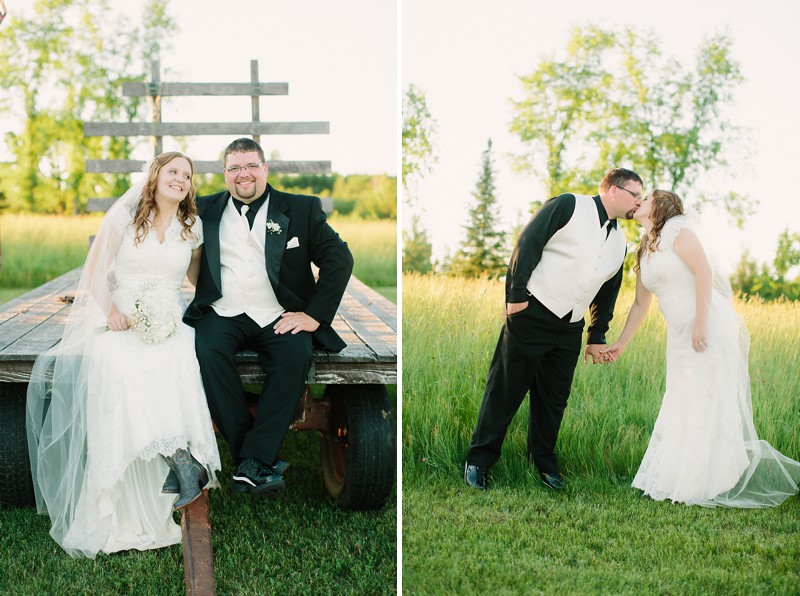 Backyard WI Wedding Photo Ideas