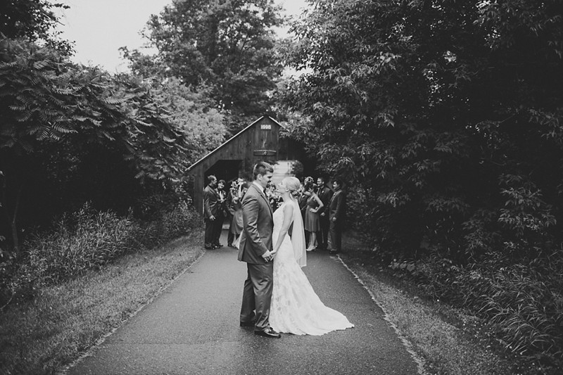 Wausau Wisconsin Wedding Photos under bridge 