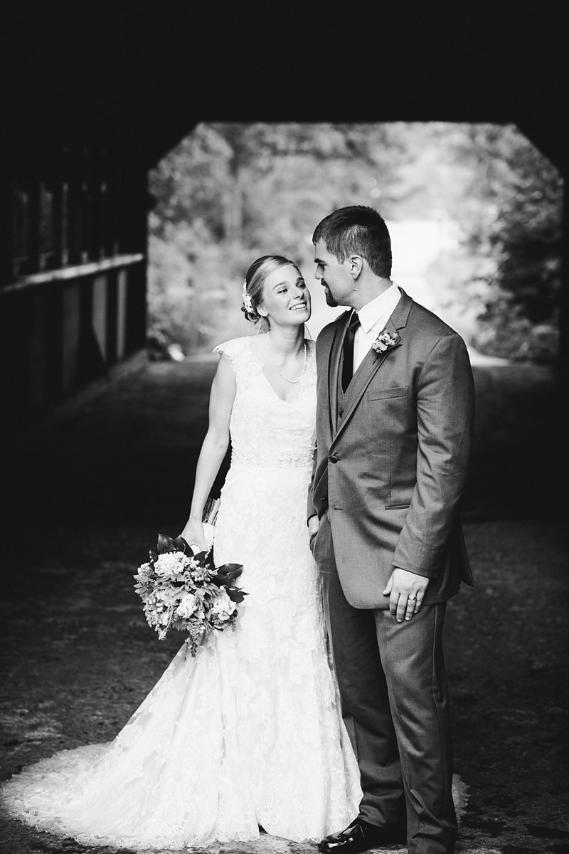 Wausau Wisconsin Wedding Photos under bridge 