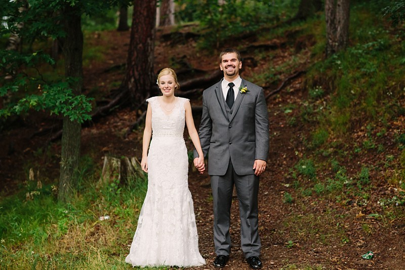 Ourdoor Wedding Bride and Groom Photos raining on wedding day