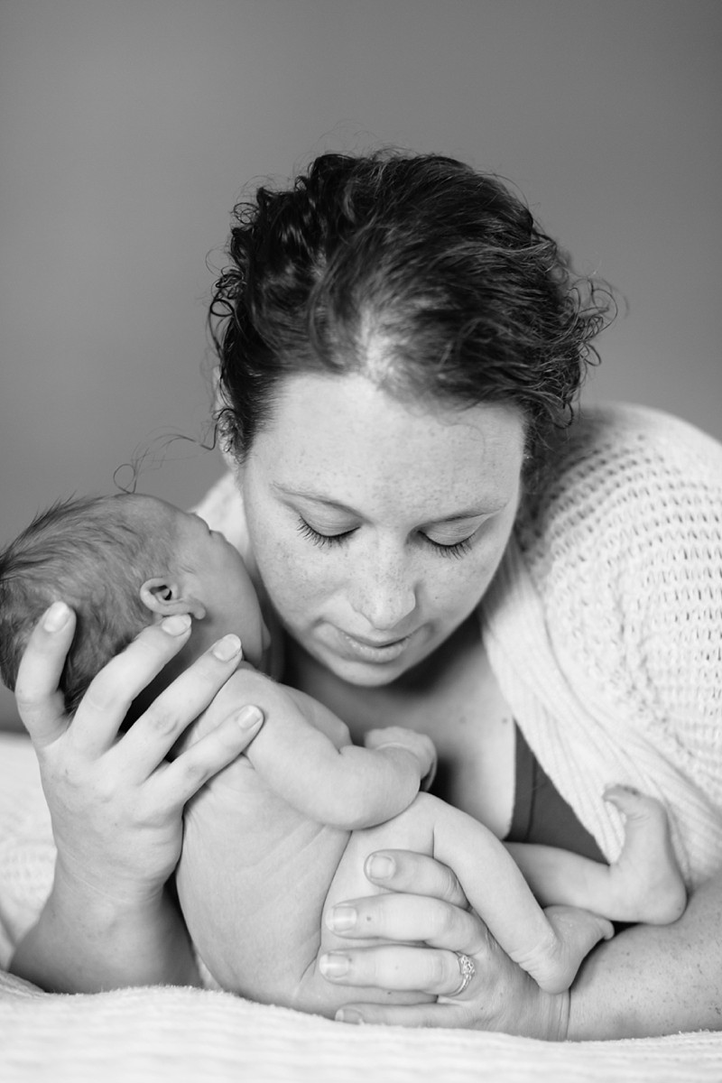 birth-family-newborn-baby-lifestyle-photographers-wausau-area-wisconsin-014