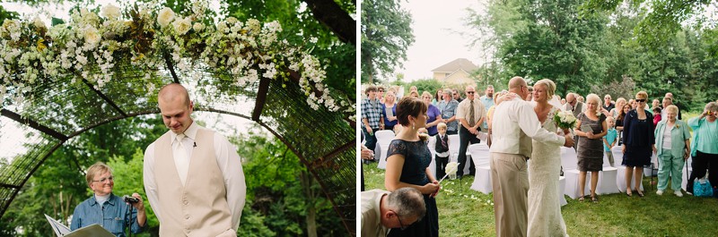 munson-bridge-winery-barn-outdoor-rustic-wisconsin-wedding-photos-022