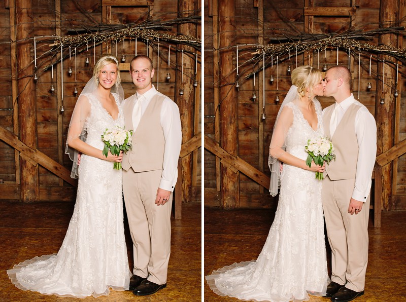 munson-bridge-winery-barn-outdoor-rustic-wisconsin-wedding-photos-031