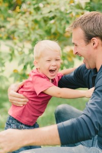 outdoor newborn photos