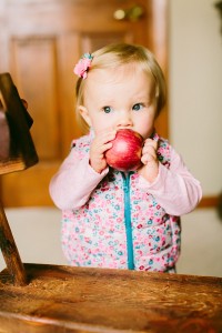 one year old indoor family photos