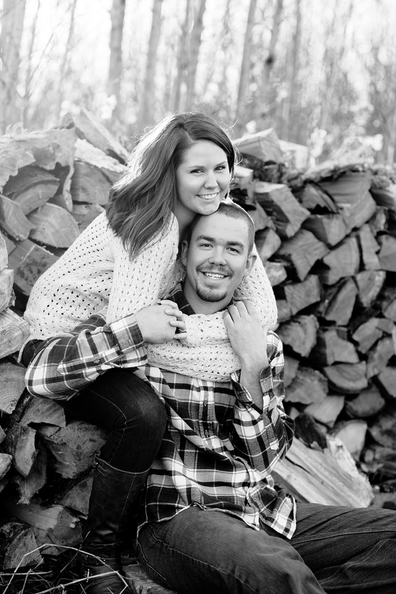 withee fall engagement photos