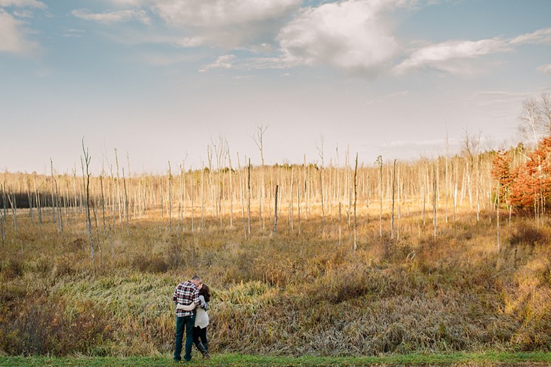 withee fall engagement photos