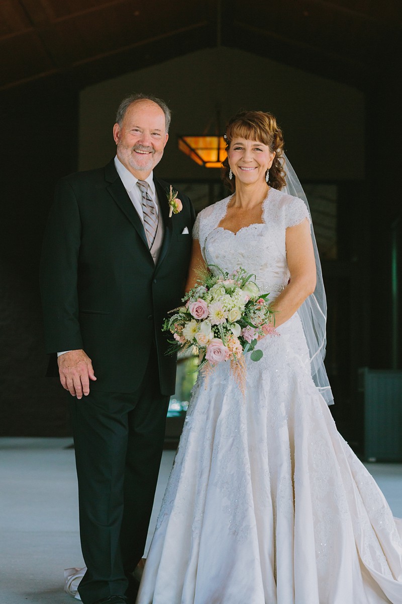 sentry-world-wedding-photos-stevens-point-photographer-18