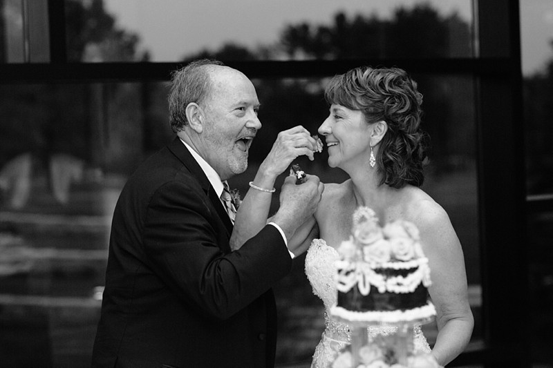 sentry-world-wedding-photos-stevens-point-photographer-49