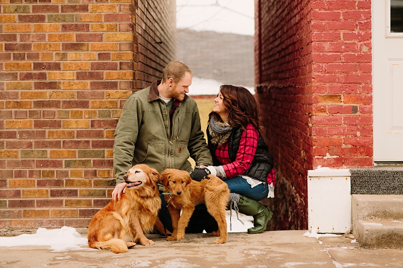 christmas-tree-cutting-couples-dogs-photoshoot-james-stokes-photography-northern-wisconsin-06