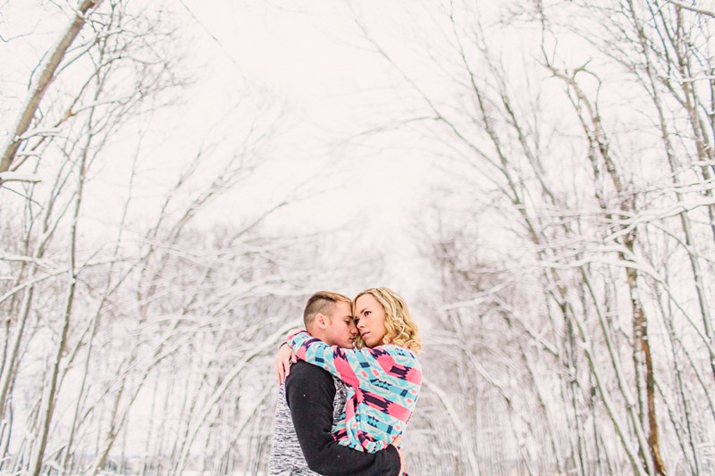 sledding engagement photos