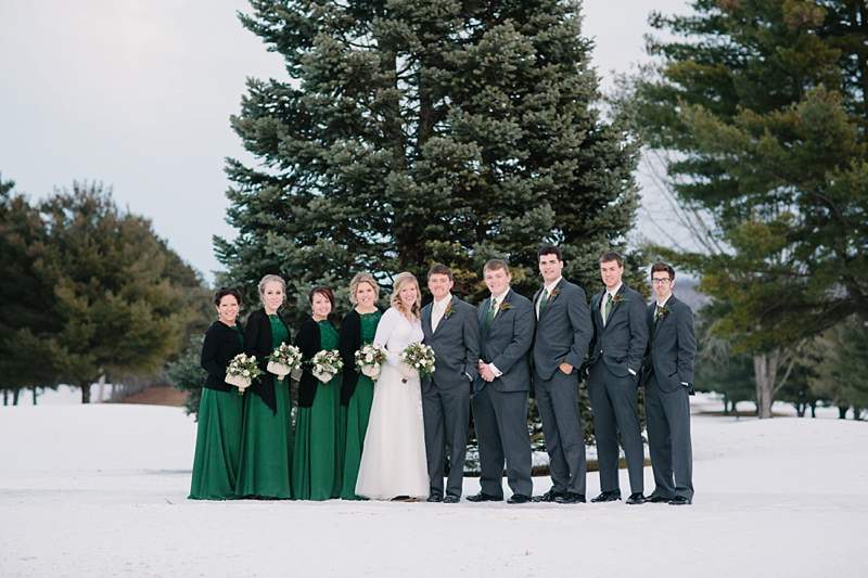 La-Crosse-Onalaska-Holmen-Drugans-Wisconsin-country-club-winer-wedding-photos-58