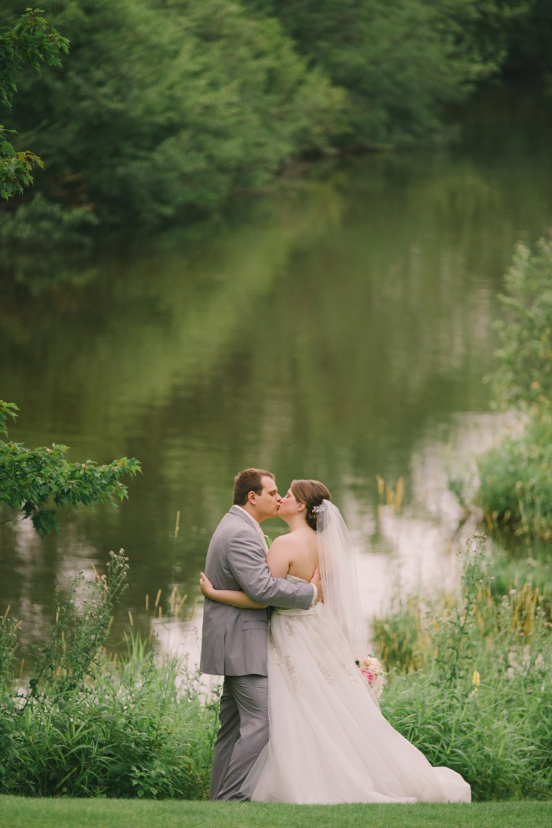 Stevens Point Wisconsin Wedding Photographers