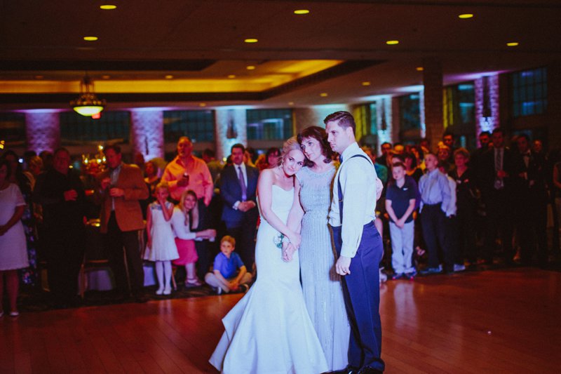 77-Eastern-WI-Green-Bay-Country-Club-Wedding-Photos