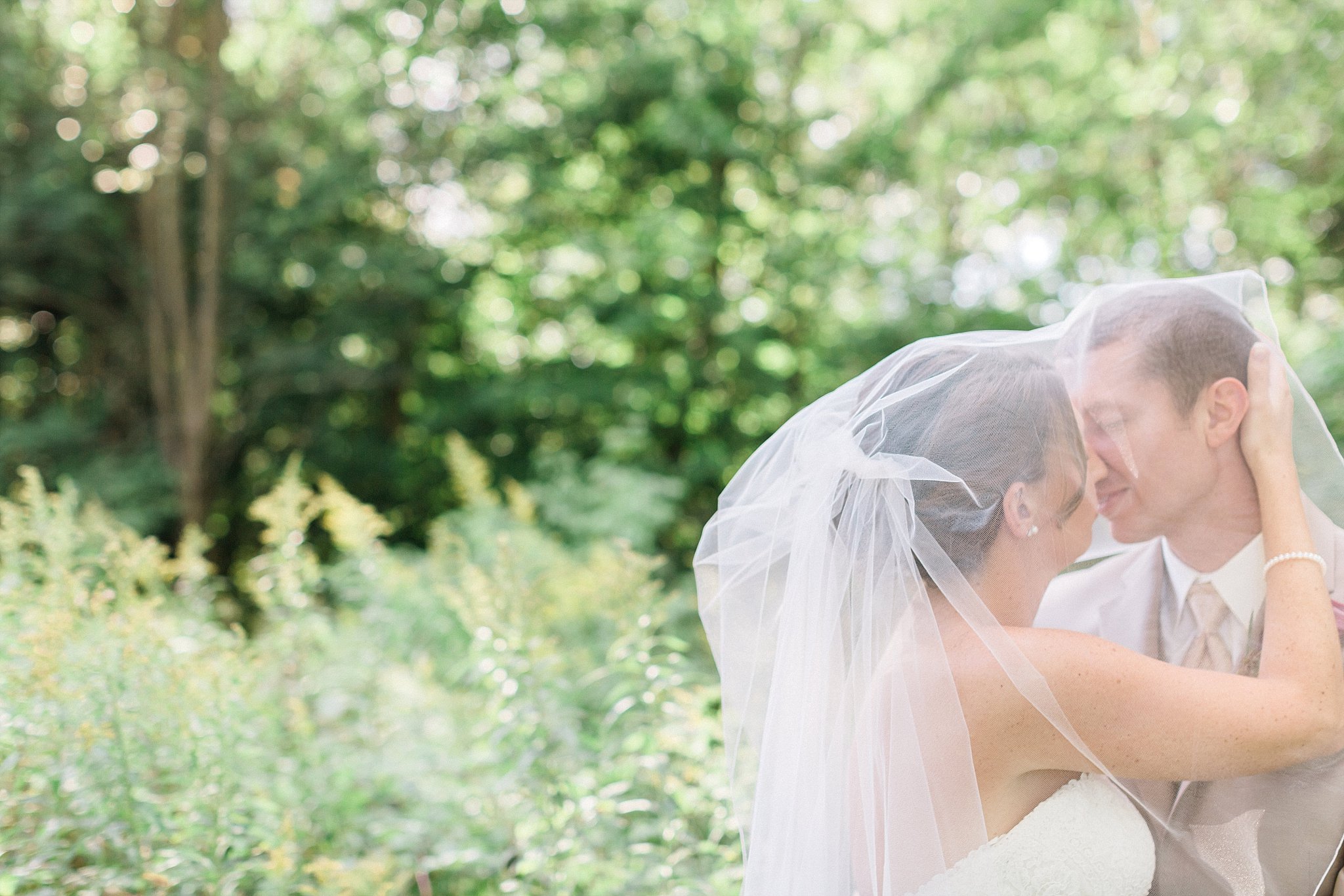 romantic country backyard wedding