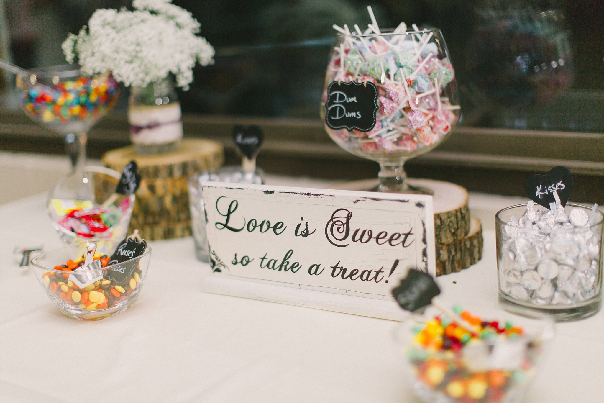 wedding candy buffet