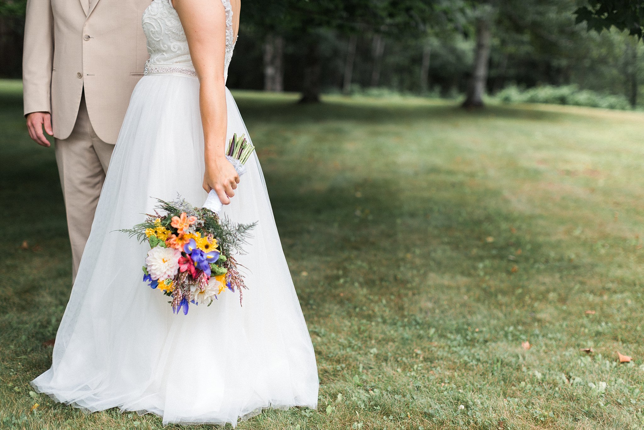 www.james-stokes.com | James Stokes Photography, LLC - Bride and bouquet outdoor wedding photo