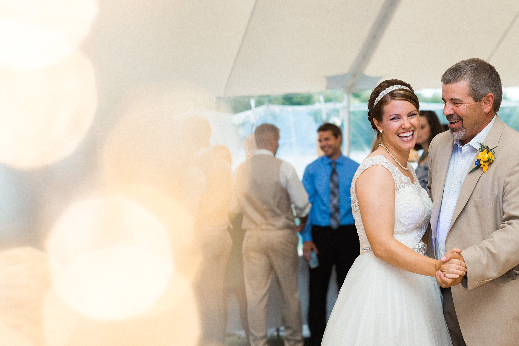 www.james-stokes.com | James Stokes Photography, LLC - father and daughter dance at wedding - Wisconsin wedding photographer