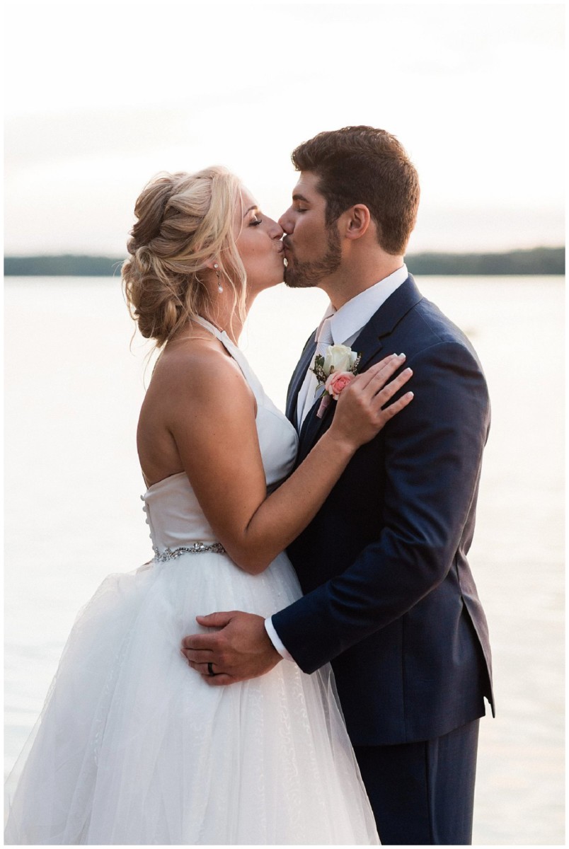 bride and groom wisconsin wedding 