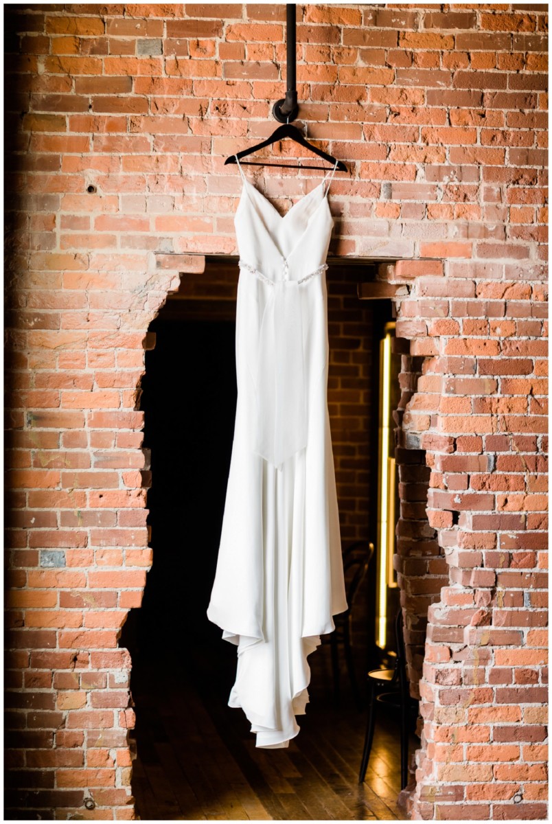 simple bridal dress wisconsin