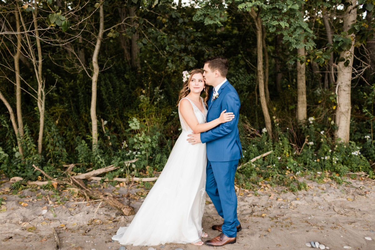 Schlitz-Audubon-Nature-Center-Wedding-Wisconsin