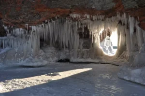 Photo of Apostle Islands Ice Caves for elopement photography setting in Wisconsin.