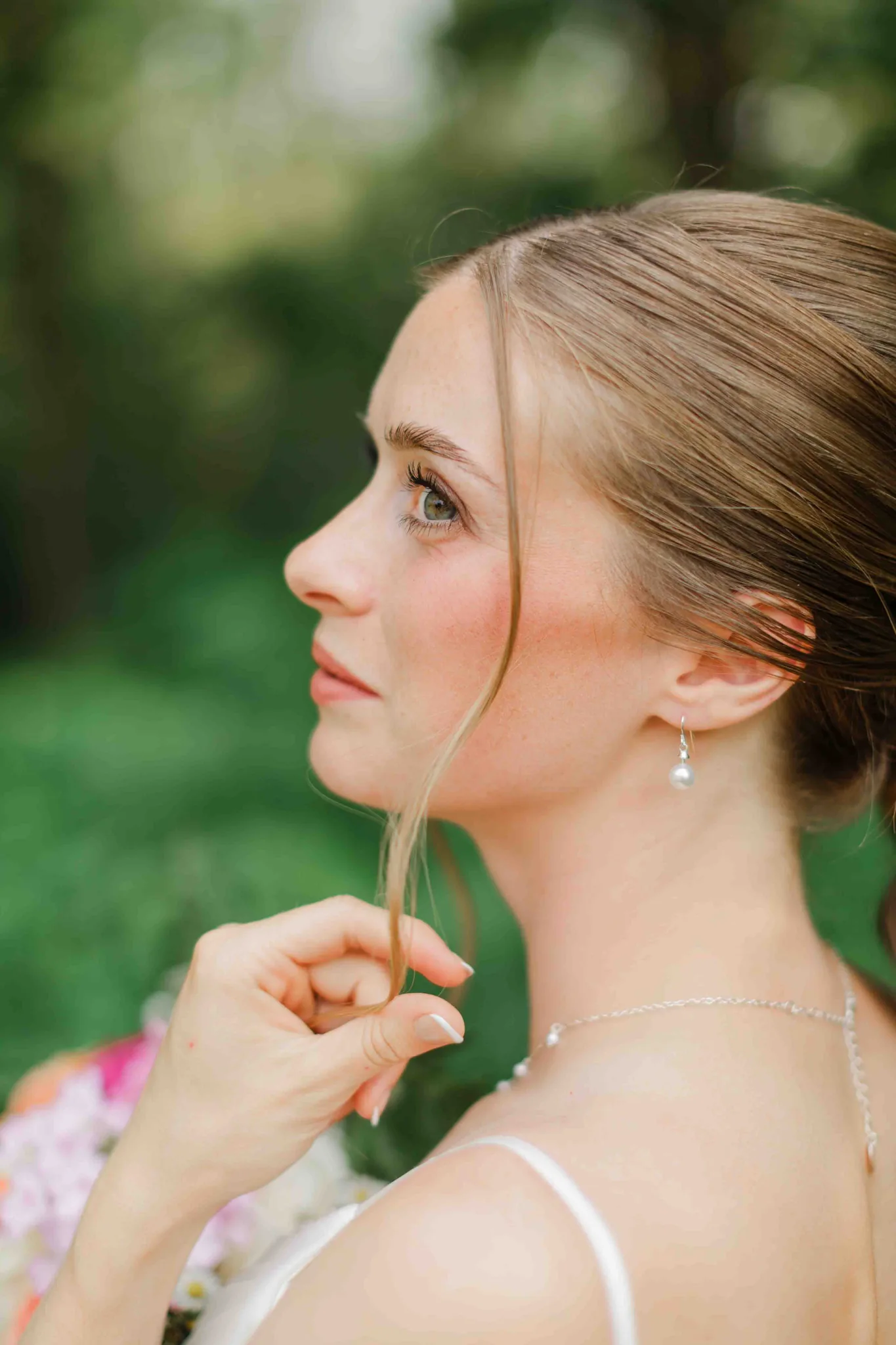 Bride and groom portrait in outdoor setting at Wisconsin Dells summer wedding