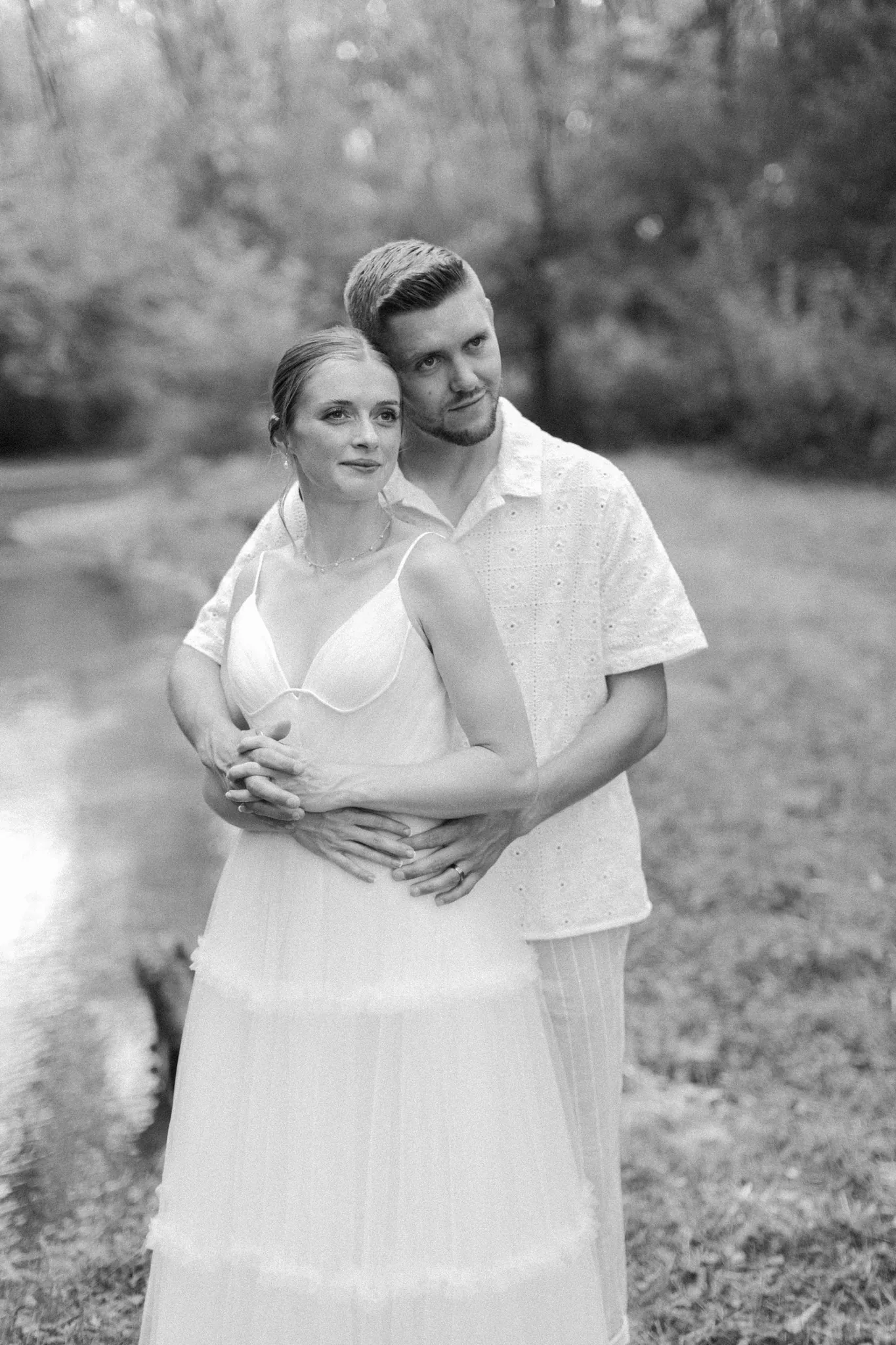 Bride and groom portrait at Wisconsin Dells backyard summer wedding