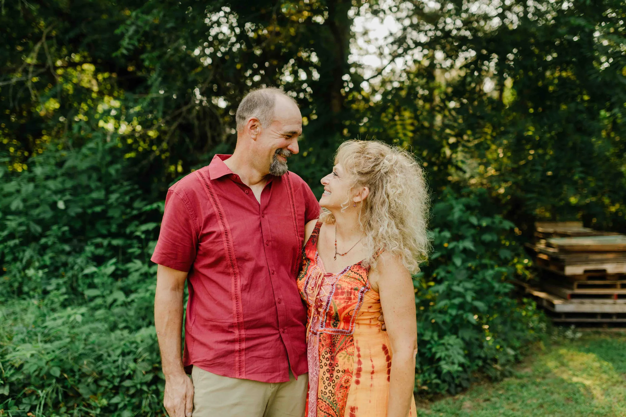 Wedding reception moment at Wisconsin Dells backyard wedding, James Stokes Photography